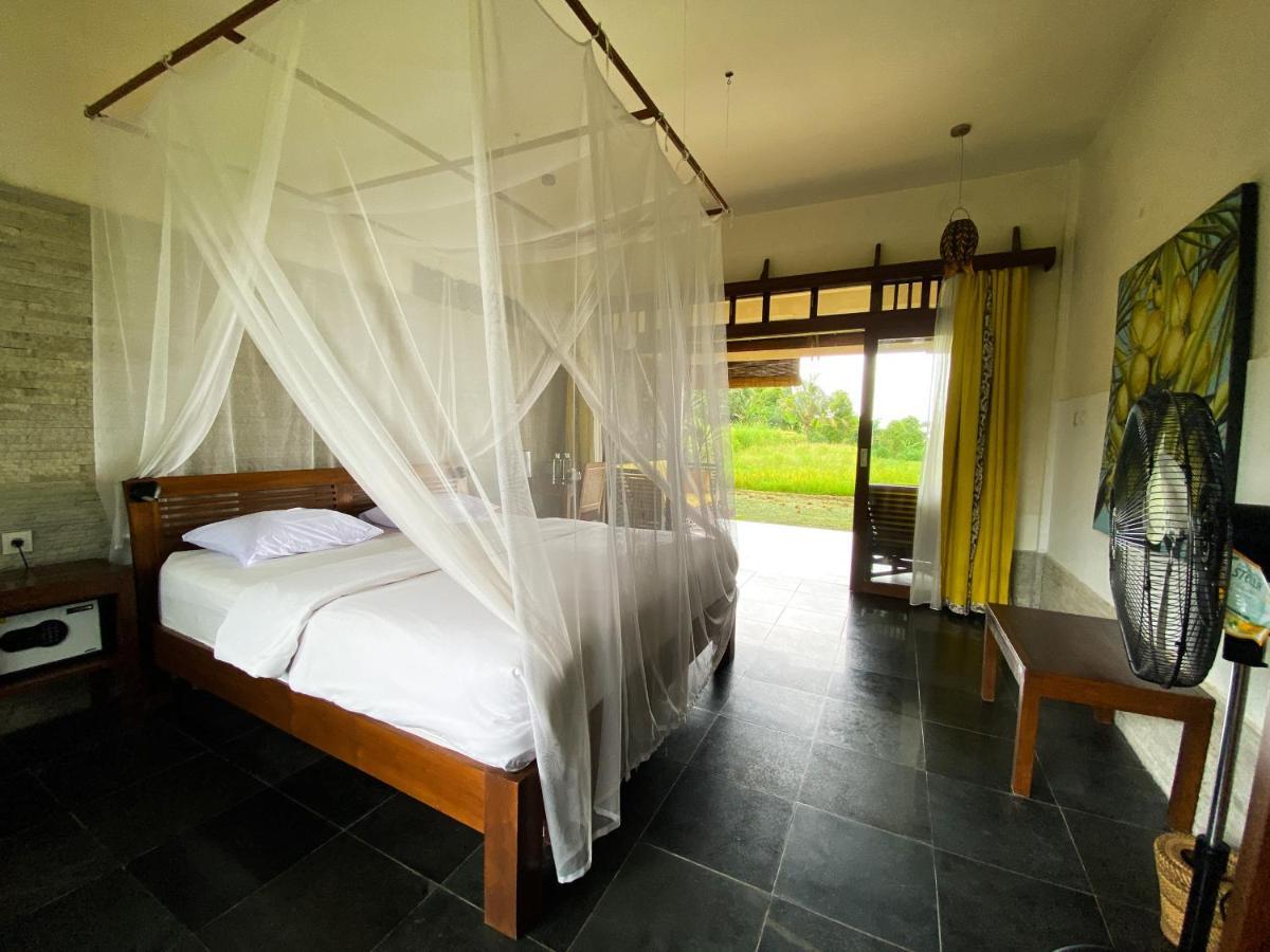Lesong Hotel And Restaurant Munduk Exterior foto