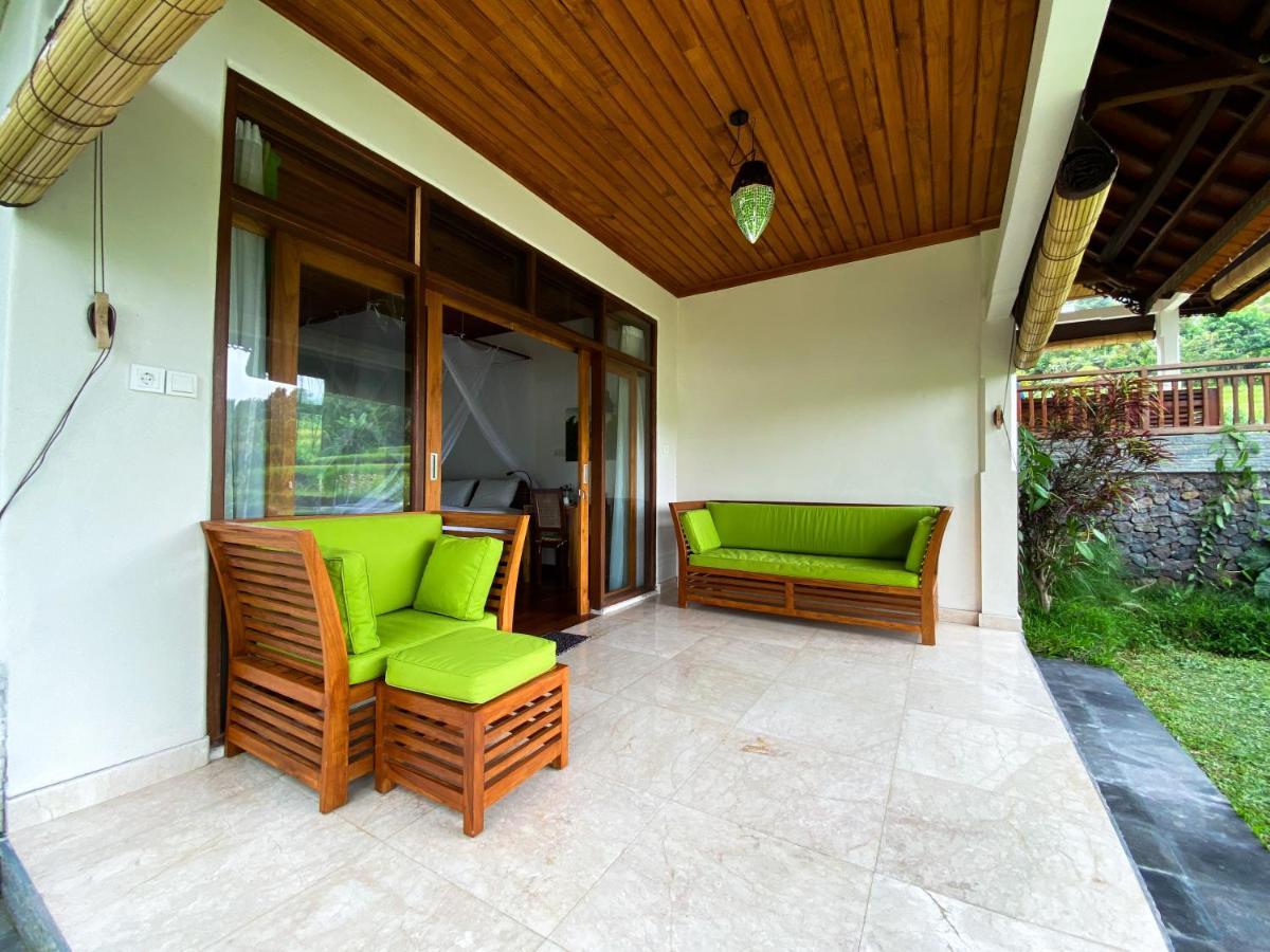Lesong Hotel And Restaurant Munduk Exterior foto