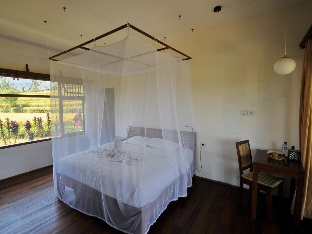Lesong Hotel And Restaurant Munduk Quarto foto